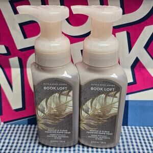 BBW Book Loft Gentle & Clean Foaming Hand Soap 2 Pack White Barn